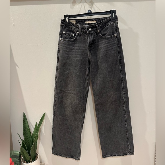 Levi’s women’s Low Loose fit wide leg size 24 - Picture 2 of 4
